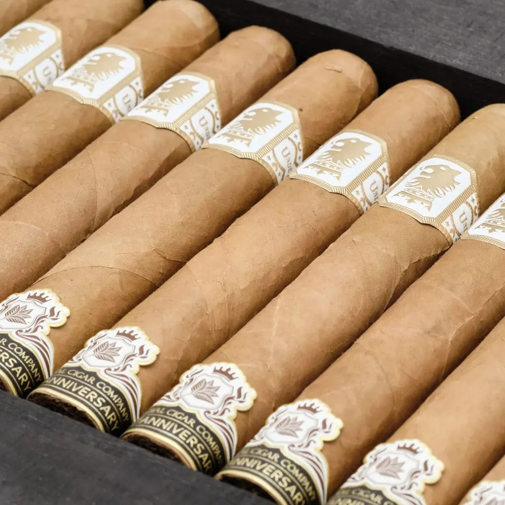 Anniversary Undercrown Toro – weitere Originalansicht der Jubiläumsausgabe