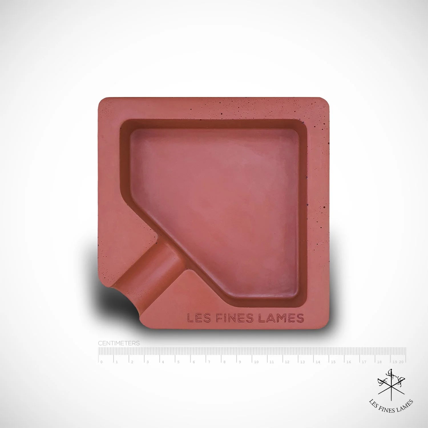 Les Fines Lames MONAD Red